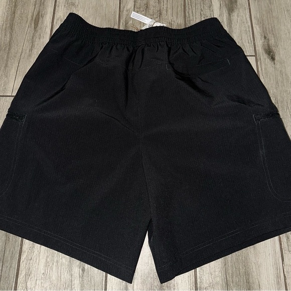 New men’s adidas black prime green utility shorts size M medium